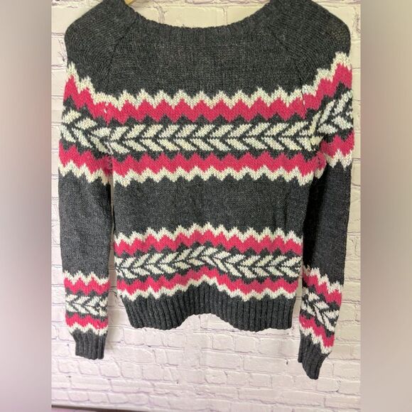 American Eagle Gray Pink White Nordic Fair Isle Scandi Wool Blend Sweater M - Picture 2 of 8